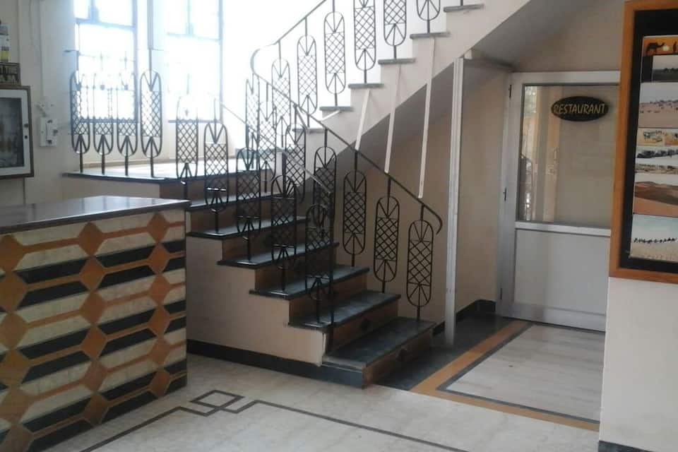 Hotel Amit Palace
